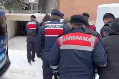 Fuhuş operasyonu: 4 tutuklama