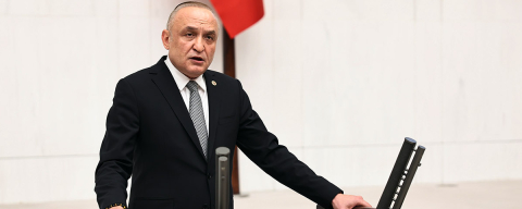 Ustalık belgesi engel oldu, esnaf çırak yetiştiremiyor