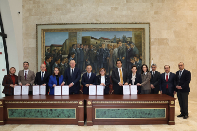 ENGELSİZ AKTİF YAŞAM MERKEZİ İÇİN İMZALAR ATILDI