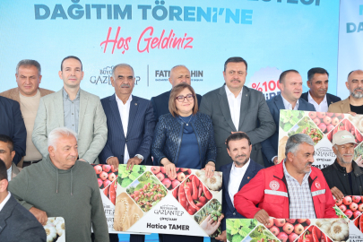 GAZİANTEP BÜYÜKŞEHİR’DEN NİZİP’E ÖRNEK TARIMSAL DESTEKLER
