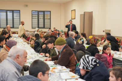 Başkan Yılmaz, vatandaşlarla iftar sofrasında buluştu