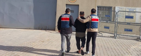 Kesinleşmiş 10’ar yıl hapis cezalarıyla aranan 3 şahıs yakalandı