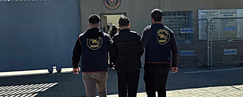 Kesinleşmiş 15 yıl cezayla aranan şahıs yakalandı