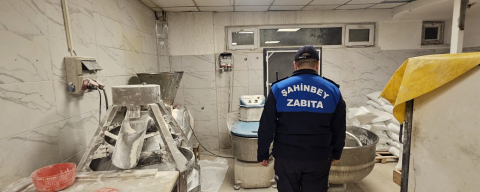 ŞAHİNBEY BELEDİYESİ ZABITA EKİPLERİNDEN GECE DENETİMİ