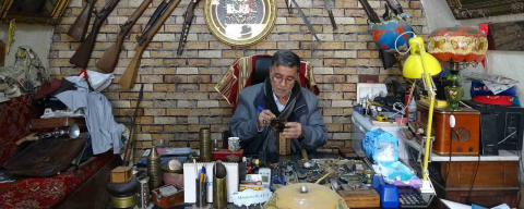 Antikacılardan antika tutkunlarına uyarı: "Her eski antika değil"