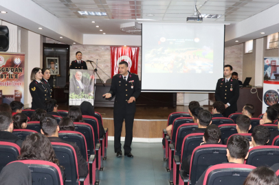 Öğrencilere jandarma mesleği tanıtıldı