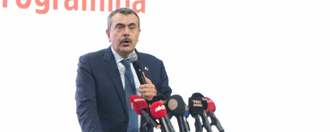 Bakan Tekin: "Türkiye’ye özgü bir model inşa ettik diye eleştiriyorlar"
