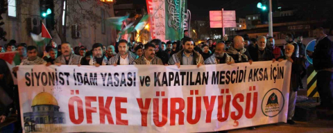 Filistin’e destek yürüyüşü