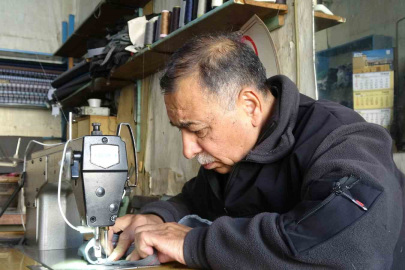 Yarım asırdır geleneksel şalvar dikiyor