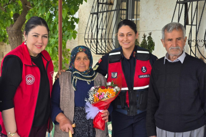 Jandarmadan şehit annelerine anneler gününde anlamlı ziyaret