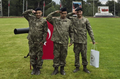 Bir günlüğüne asker oldular