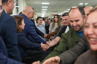 BAŞKAN YILMAZ, BELEDİYE PERSONELİYLE BAYRAMLAŞTI