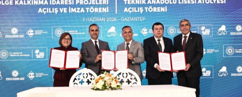 Yeni kalkınma hamleleri için imzalar atıldı