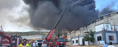 Gaziantep’te fabrika yangını