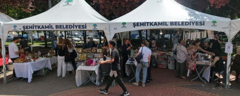 Üretici kadın kermesi başladı