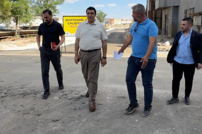 BAŞKAN YILMAZ ASFALT ÇALIŞMALARINI YERİNDE İNCELEDİ