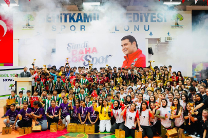 ŞEHİTKAMİL’DE 2. KÜME SPORTİF MÜSABAKALARI COŞKUSU ÖDÜL TÖRENİYLE TAÇLANDI