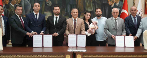 "Aileye bereket, çocuğa destek" protokolü imzalandı