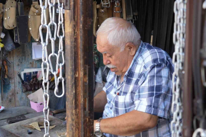2 metrekarelik dükkanında üretiyor, 81 ile gönderiyor