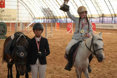 Gaziantepli genç biniciler Türkiye şampiyonu oldu