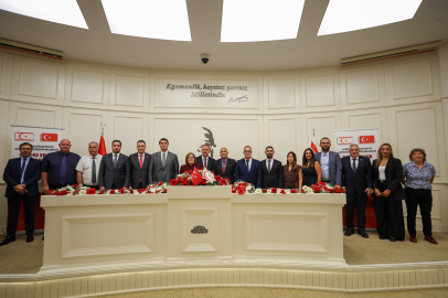 İKİ GAZİ KARDEŞ OLDU