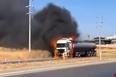 Seyir halindeki tanker alev alev yandı