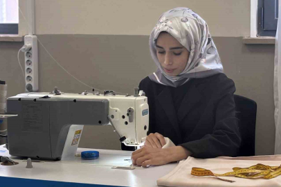 Çocukken başladığı işinde yurt dışına açıldı