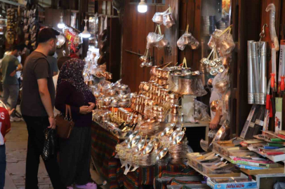 Bakırcılar Çarşısı’nda yoğunluk