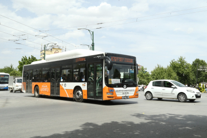GAZİANTEP'TE EĞİTİMİN İLK GÜNÜNDE ÜCRETSİZ ULAŞIM