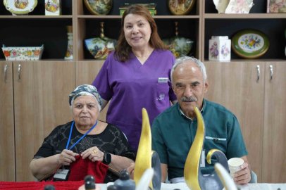 Alzaymır hastaları el sanatlarıyla hayata tutunuyor