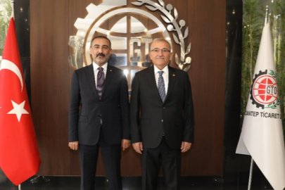 GTO'DA YILDIRIM GÜVEN TAZELEDİ, MECLİSİN YENİ BAŞKANI SARICA OLDU
