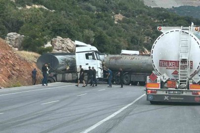 2 tanker çarpıştı: Sürücüler yaralandı