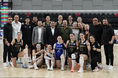 Merinos Voleybol evinde kazandı