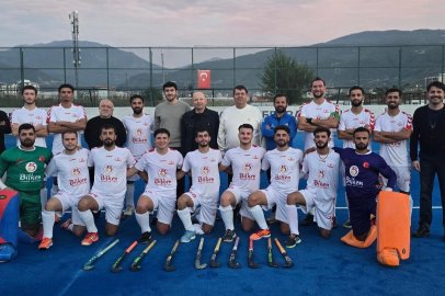 Volkan Spor Hokey Takımı’ndan Süper Lig’de gövde gösterisi