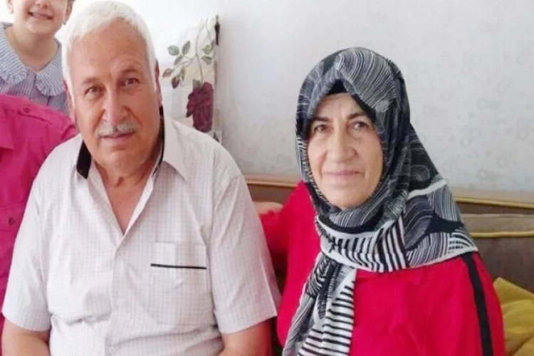 78 yaşındaki karısını bıçaklayarak öldürdü