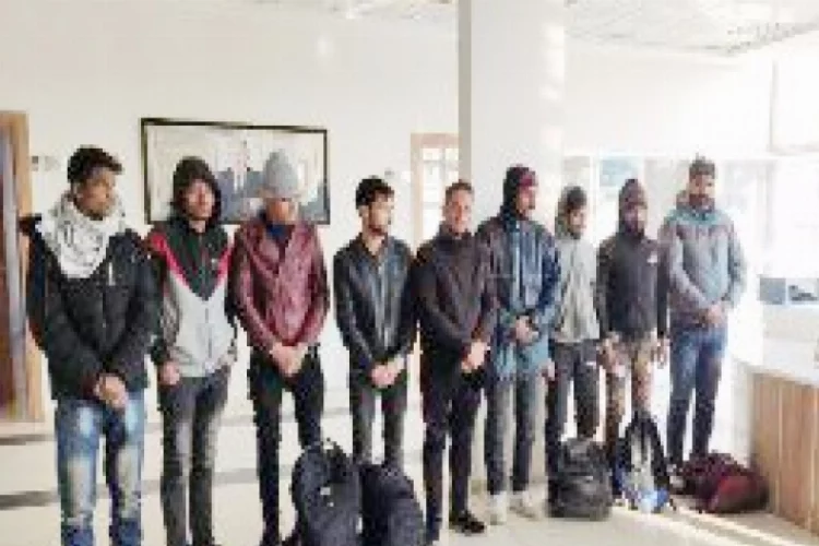 9 düzensiz göçmen yakalandı