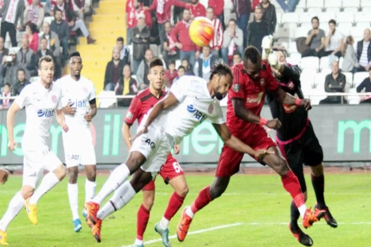 Antalyaspor ile Gaziantepspor ligde  35. randevuda