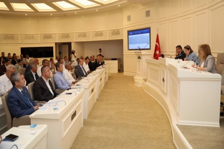 Büyükşehir Belediye meclisi toplandı