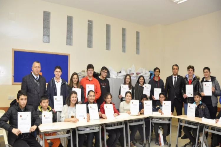 Cemil Alevli Koleji IB CAS programı sertifika töreni