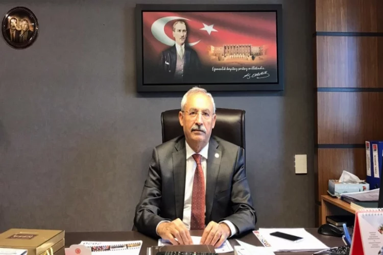 CHP'Lİ KAPLAN "ÜLKE YANGIN YERİ, CUMHURBAŞKANI ÇAY DAĞITIYOR!"