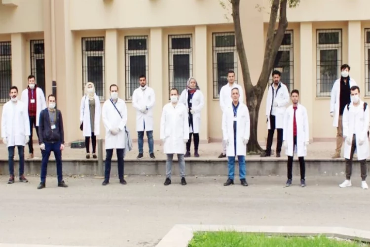 Coronavirüs mücadelesine Suriyeli doktorlardan katkı