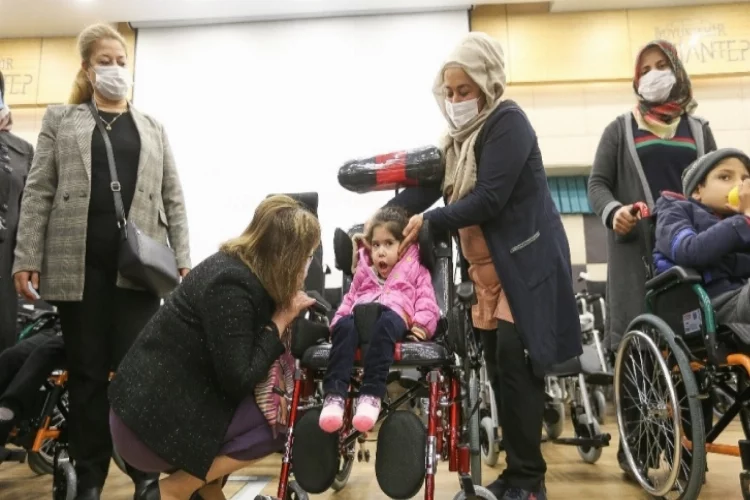 Engelli bireyler akülü sandalye ve medikal malzemelerine kavuştu