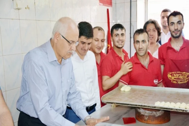 Erdoğan ve Aktoğ 'Köy Kahkesi' pişirdiler