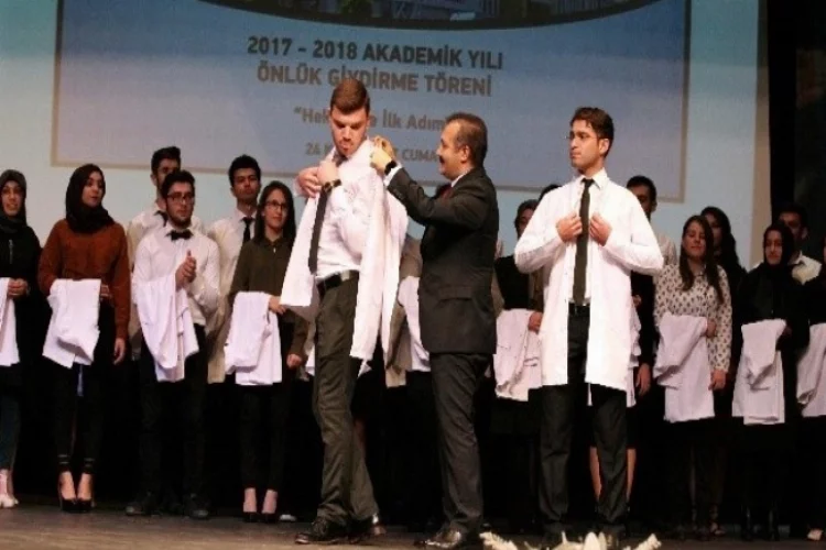 GAÜN’de 74 öğrenci beyaz önlük giydi