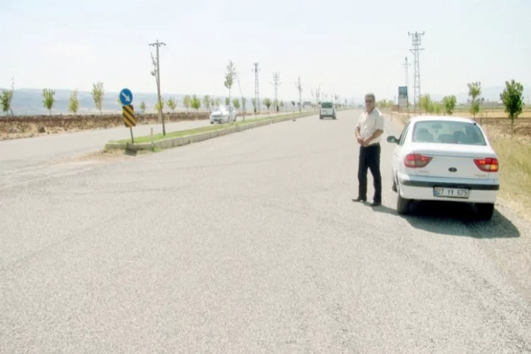 Gaziantep-Adıyaman duble yoluna sıcak asfalt