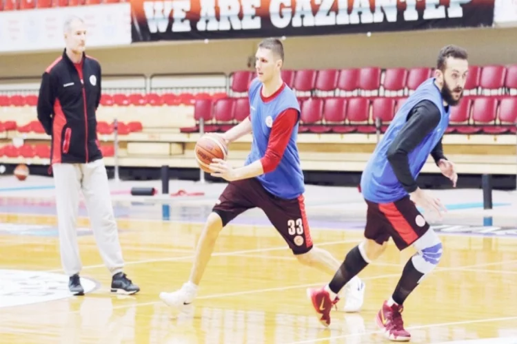 Gaziantep Basketbol Karşıyaka’ya kilitlendi