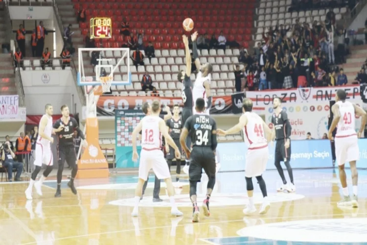 Gaziantep Basketbol rahat kazandı