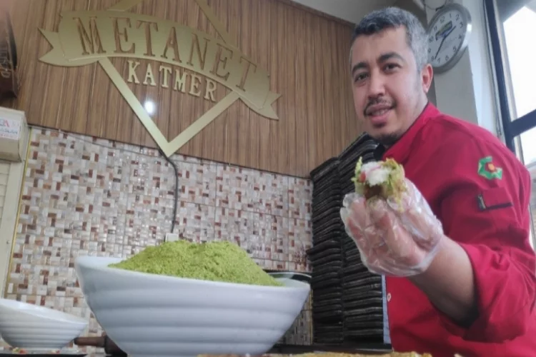 Gaziantep’in yeni lezzeti: Meyveli katmer