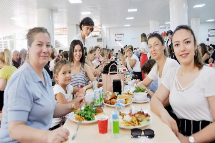 Gaziantep Kolej Vakfı ailesi kahvaltıda buluştu