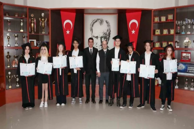 Gaziantep Kolej Vakfı Cemil Alevli IB Koleji’nde diploma heyecanı